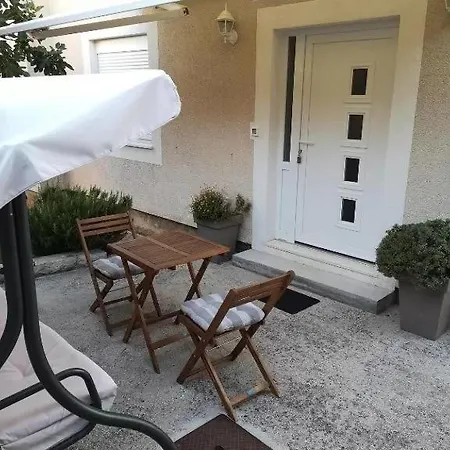 Maria Apartman Zára