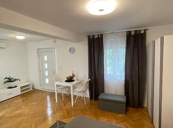 公寓 Maria 扎达尔